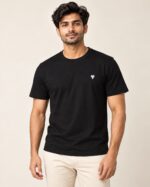 Sansiro Minimal Emblem Crew Neck T-Shirt product gallery image 3
